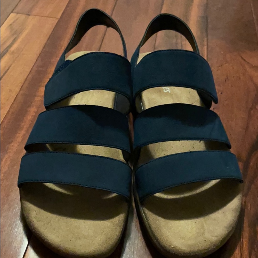 Sandal- size 10